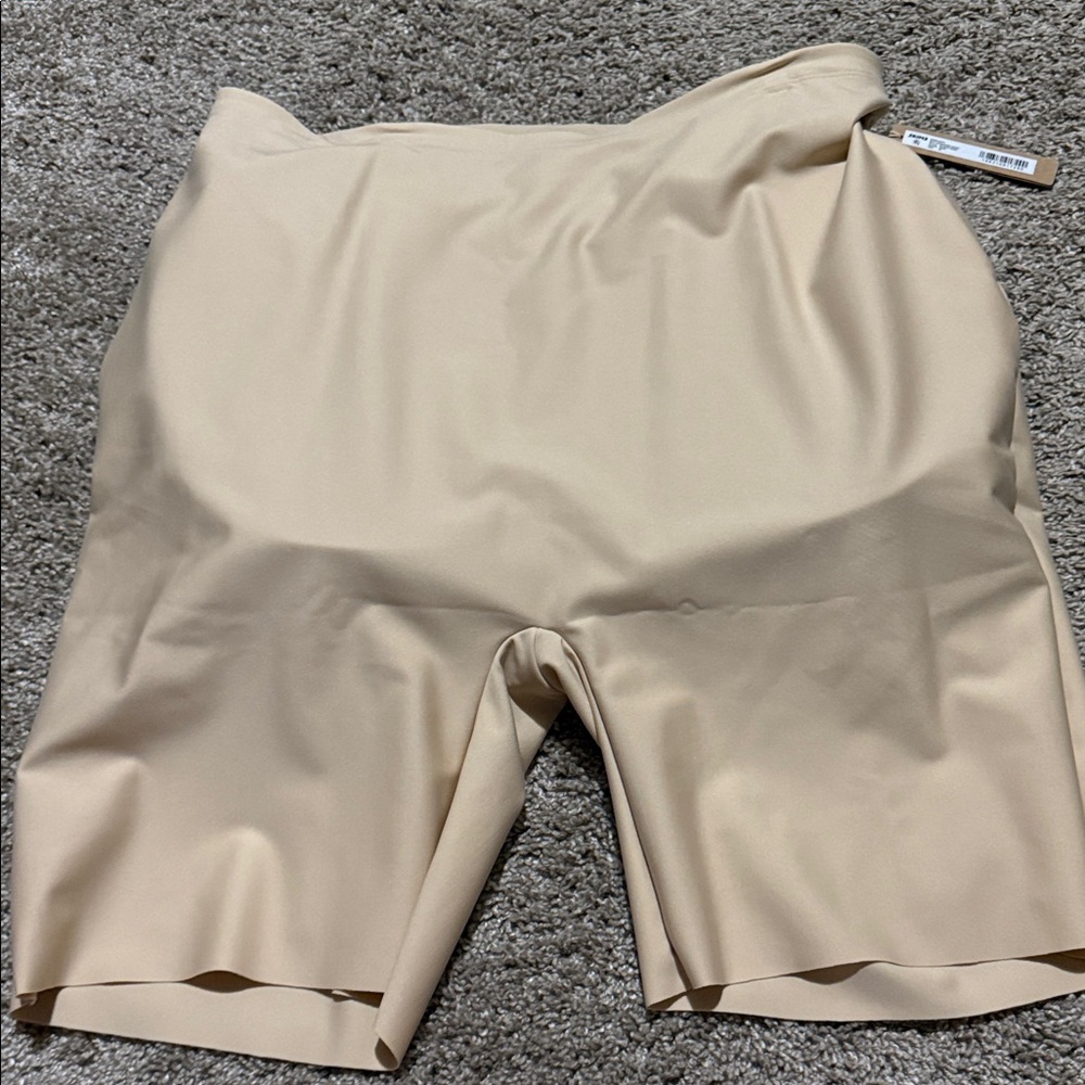 SKIMS Women's Cream Shapewear Shorts